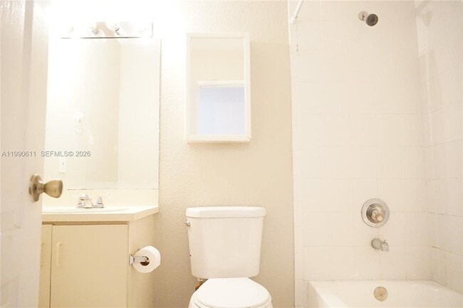 Building Photo - 331 NW 82nd Ave