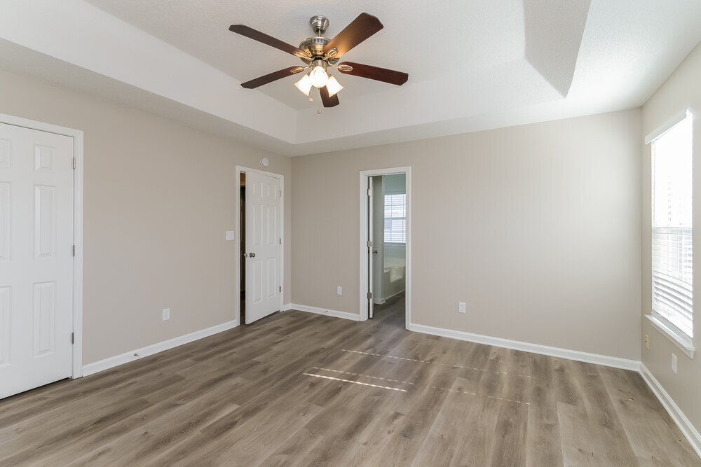 Building Photo - 2208 Glen Briar Way