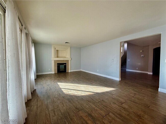 Building Photo - 3745 Bossa Nova Dr