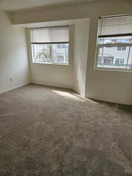 Building Photo - 6106 202nd St SW