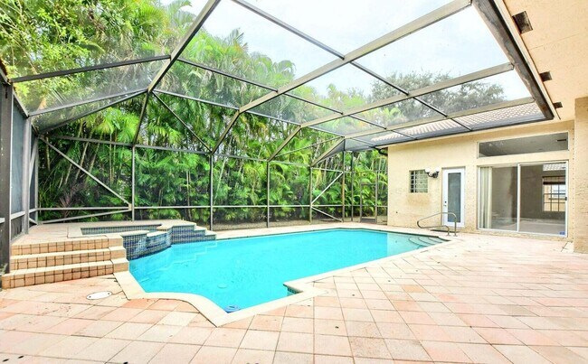 Building Photo - 19474 Saturnia Lakes Dr