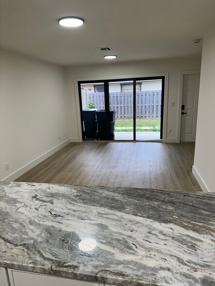 Building Photo - 1262 The 12th Fairway