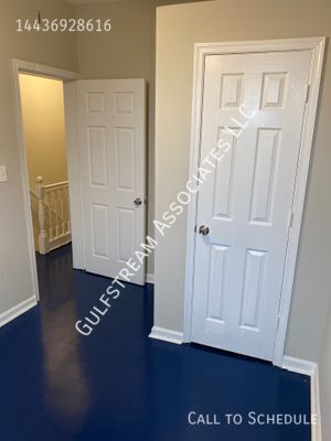 Building Photo - 2611 W Fairmount Ave