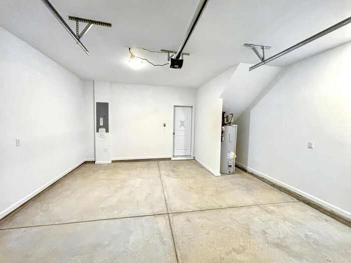 Building Photo - 4134 Tillie Cir
