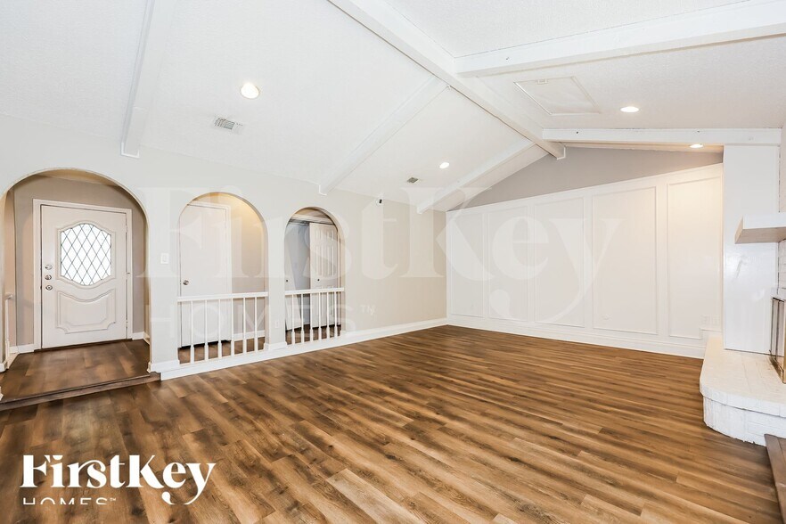 Building Photo - 3944 Misty Meadow Dr