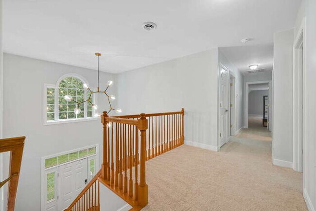 Building Photo - 4 Bedroom Home on 3.65 Acres in Moseley – Available September 22nd – $3,500/mo