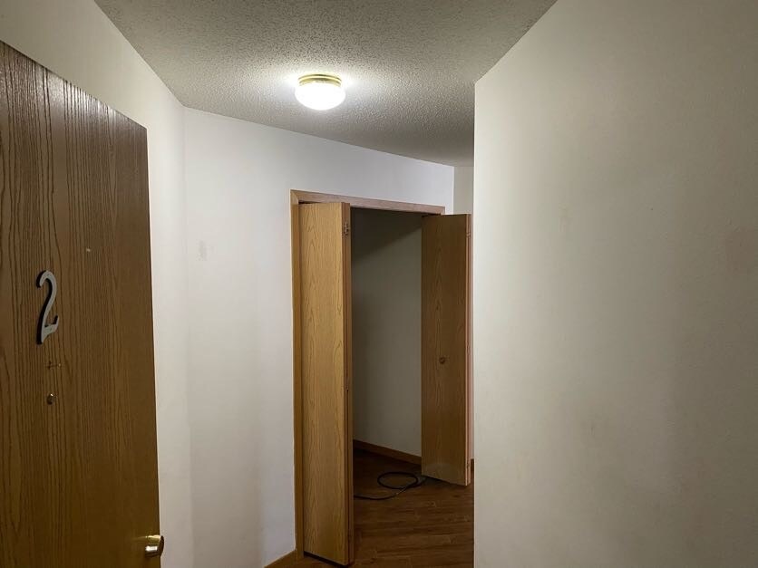 Building Photo - 106 5th Ave S