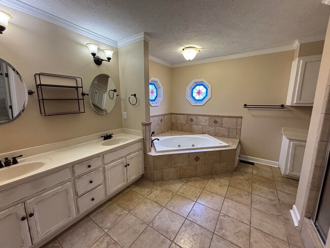 Building Photo - 4851 Appletree Ct
