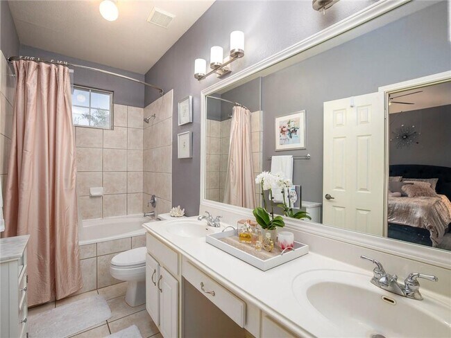 Building Photo - 4508 Duval Rd