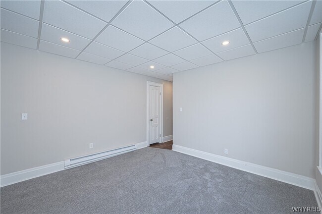 Building Photo - 2148 Main St