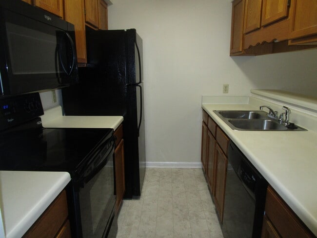 Building Photo - 700 Archdale Dr