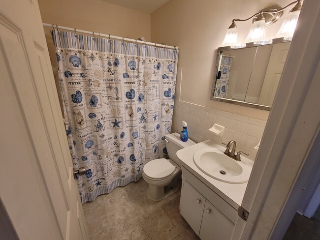 Building Photo - 2363 Israeli Dr