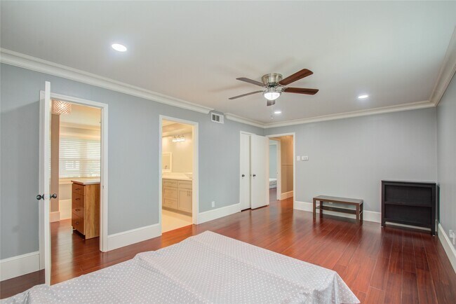 Building Photo - 14611 Bramblewood Dr