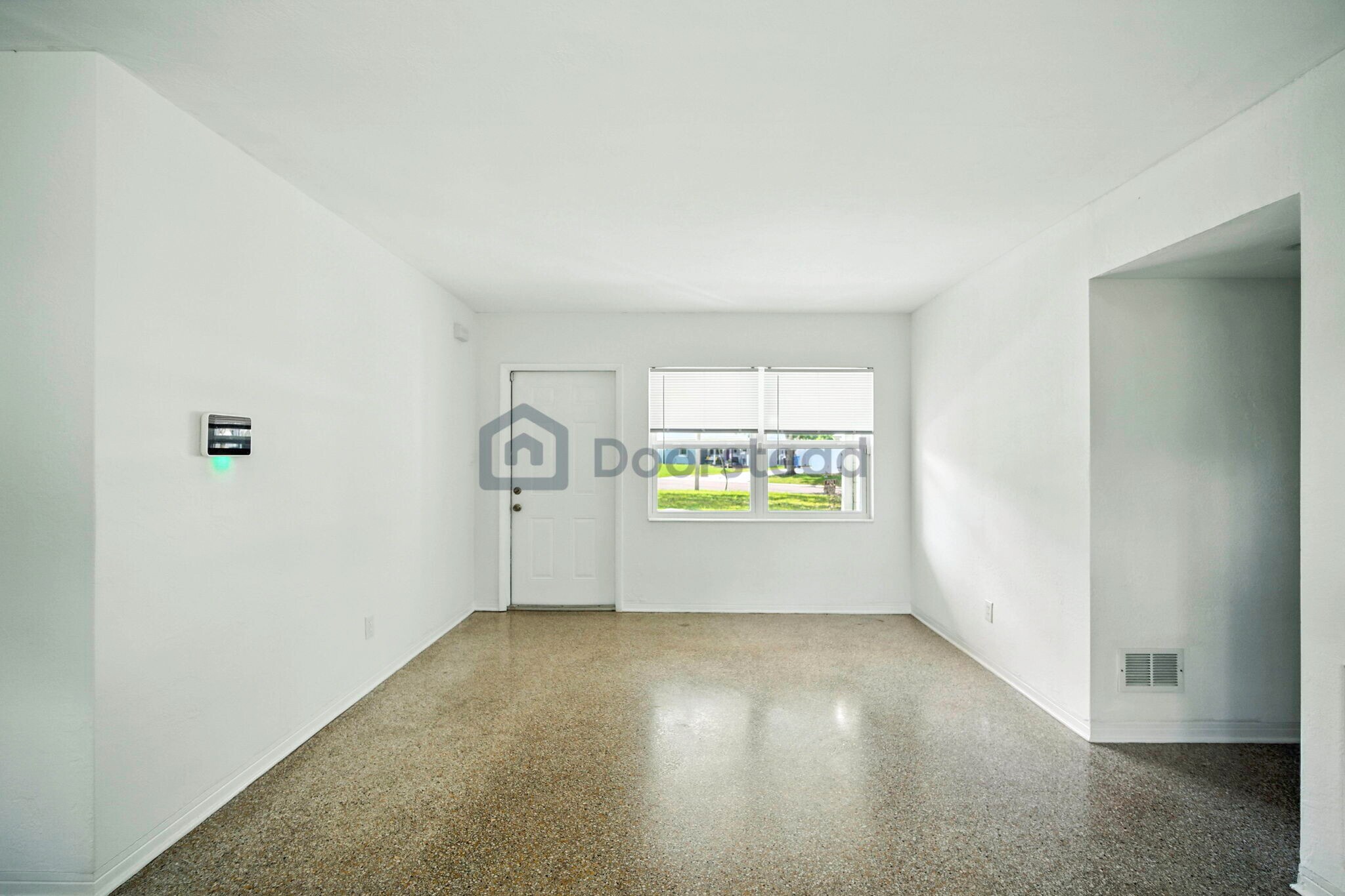 Building Photo - 4291 Porpoise Dr SE