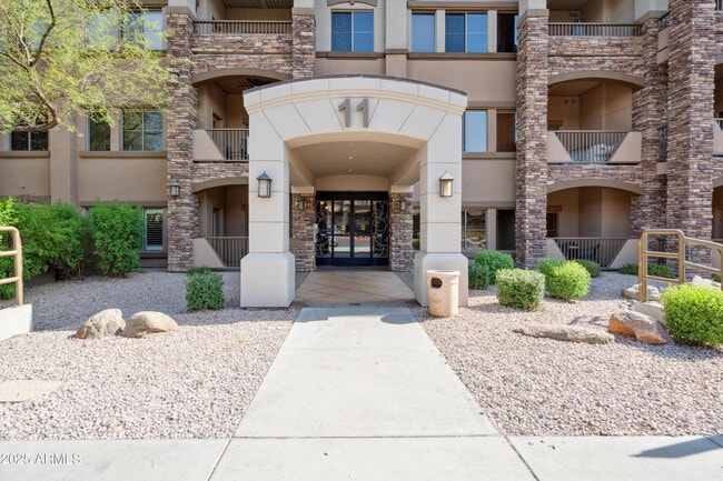 Building Photo - 5450 E Deer Valley Dr