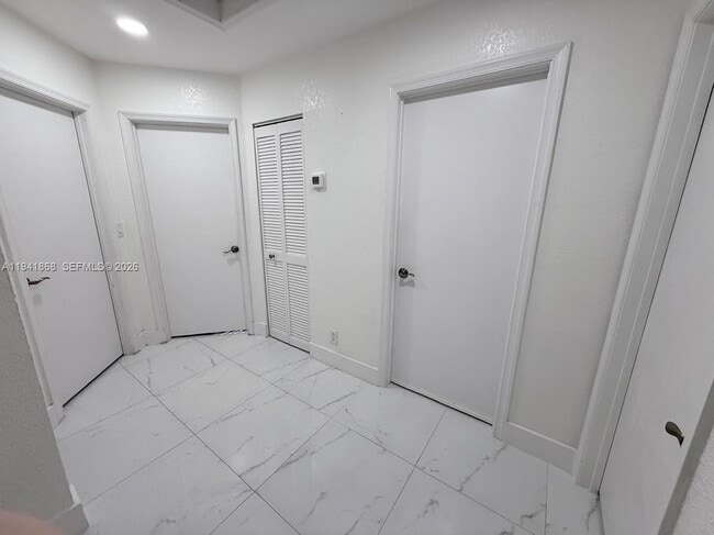 Building Photo - 119 SW 168th Terrace