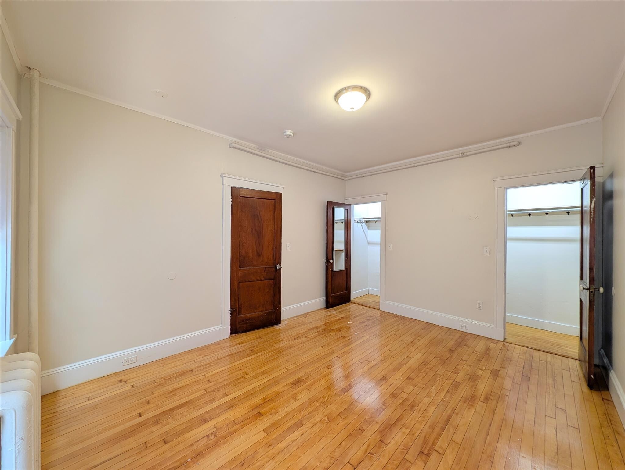 Building Photo - 7 Linnaean St