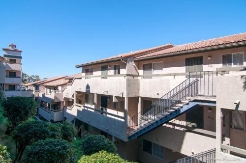 Building Photo - 2 bedroom, 2 bathroom condo in University Heights