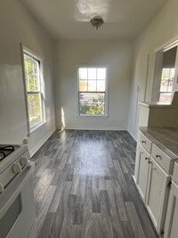 Building Photo - 2329 Crenshaw Blvd