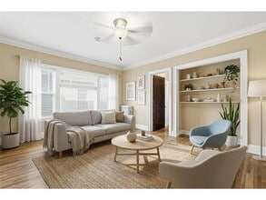 Building Photo - 2545 Garfield Ave