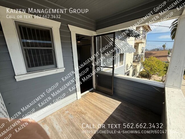 Building Photo - 536 W 14th St