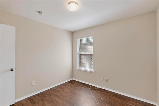 Building Photo - 9120 Sun Haven Way