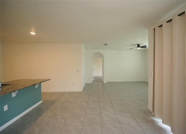 Building Photo - 33700 Jasper Stone Dr