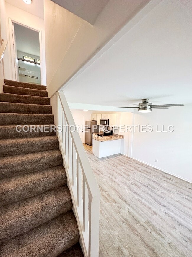 Building Photo - 98-1393-1393 Hinu Pl