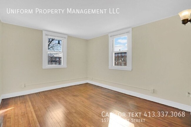 Building Photo - 157 Pleasant St