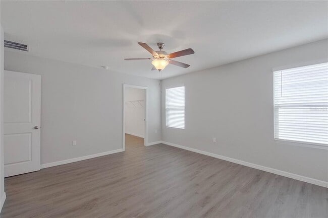 Building Photo - 8644 SW 44th Ct