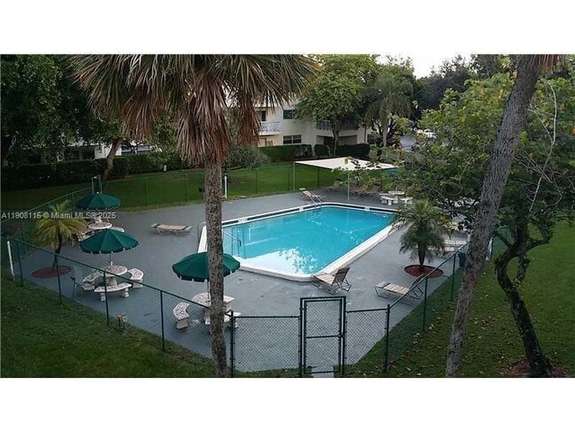 Building Photo - 4200 NW 3rd Ct