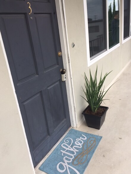 Building Photo - 3430 S Centinela Ave