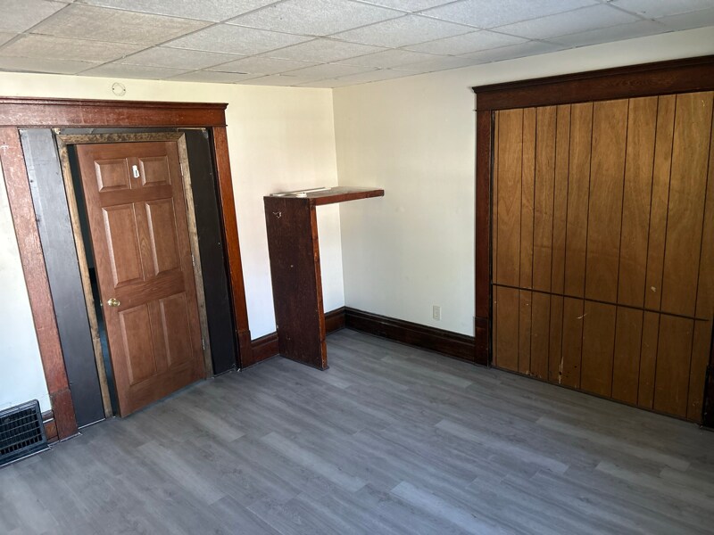Building Photo - 485 Allyn St