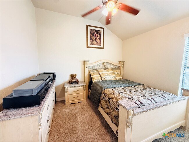 Building Photo - 6403 Flag Stone Dr