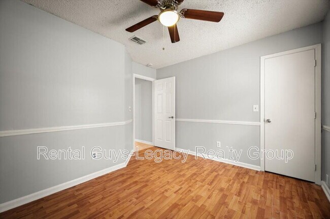 Building Photo - 10775 Rutgers Rd