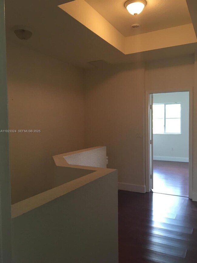 Building Photo - 10803 NW 83rd St