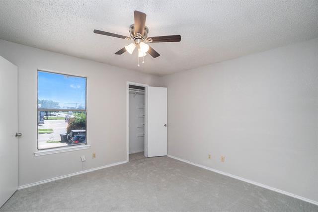 Building Photo - 3301 Aurora St