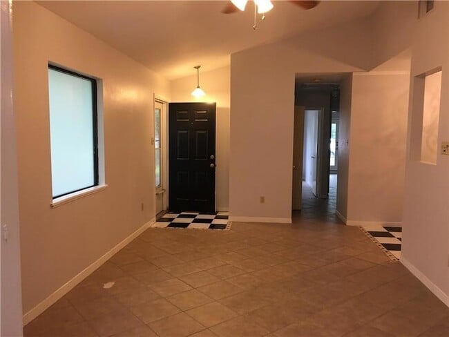Building Photo - 5302 Avenue G   Unit B