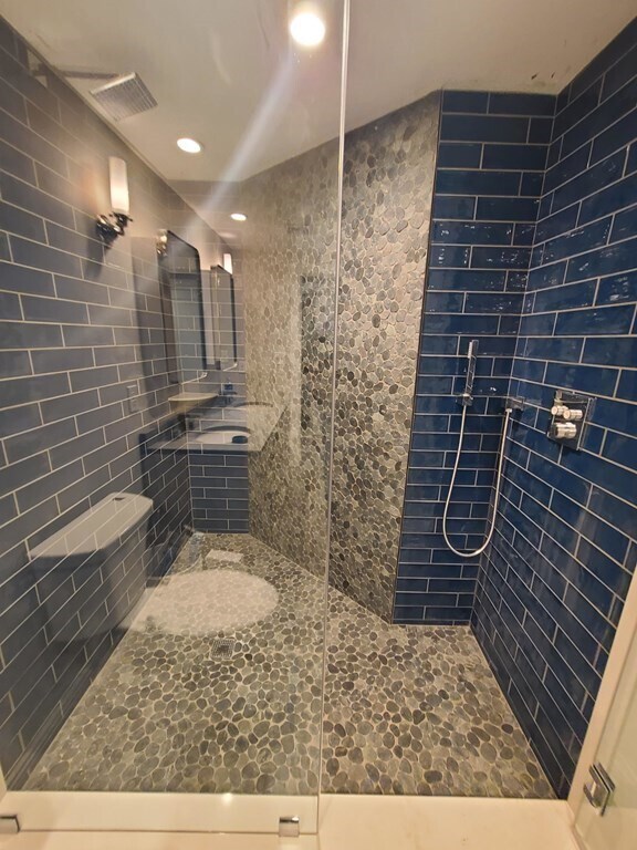 Building Photo - 42 N St