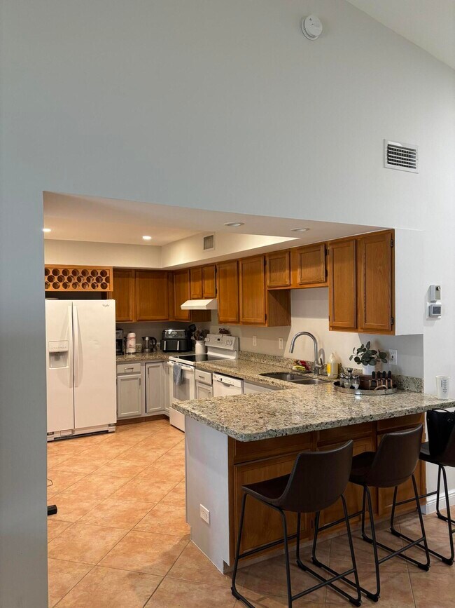 Building Photo - 3150 Leewood Terrace
