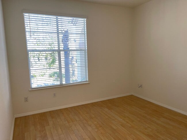 Building Photo - 3601 Bernwood Pl