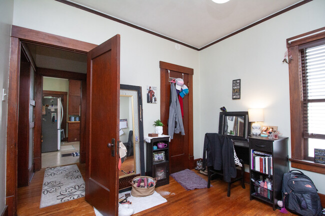 bedroom 2 - 117 W 16th St