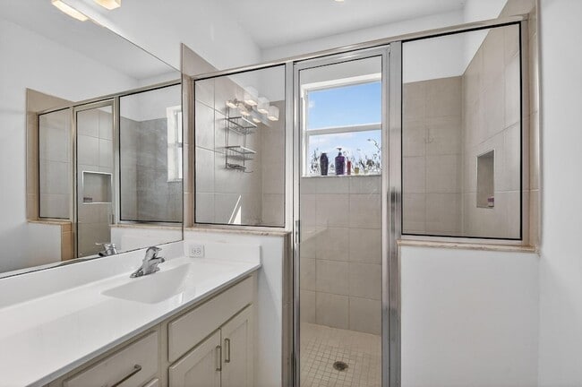 Building Photo - 4790 Navali Dr