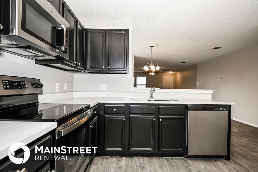 Building Photo - 2943 Volturno Dr