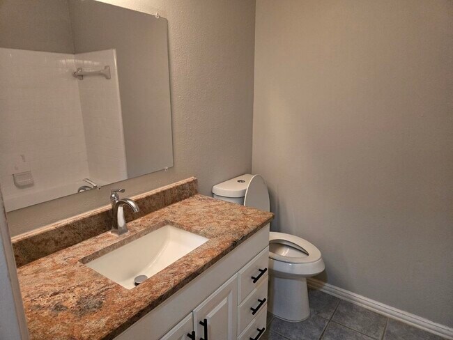 Building Photo - 7026 Foxfield Ln