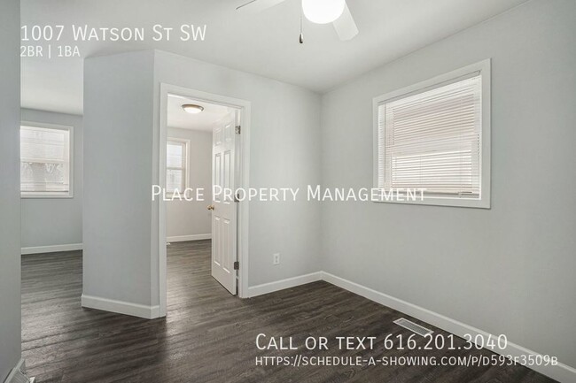 Building Photo - 1007 Watson St SW