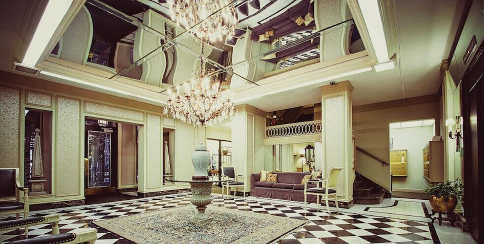 Building Photo - 29 S State St