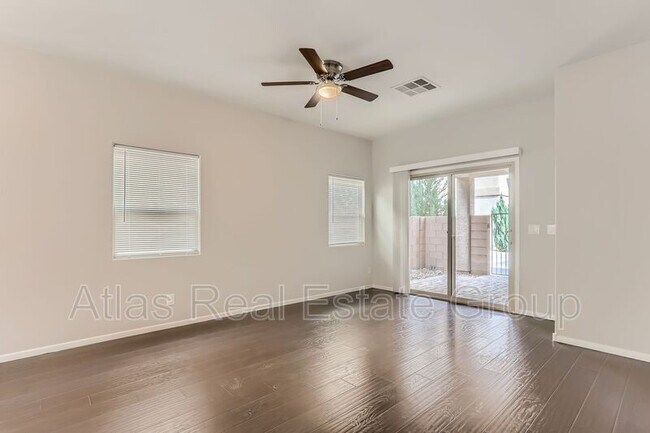 Building Photo - 9544 Alma Ridge Ave