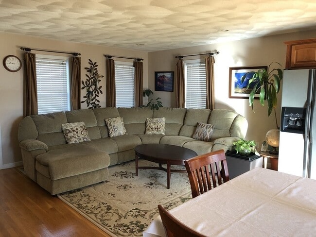 Building Photo - 111 Oxford St