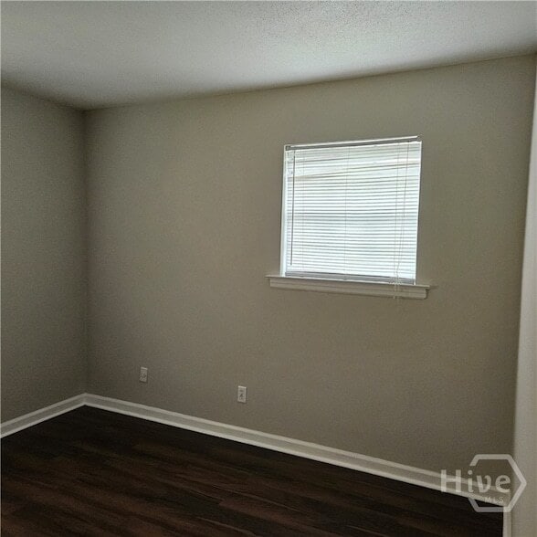 Building Photo - 4407 Caroline Dr